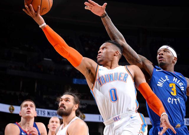  约基奇准三双表现助掘金稳居西部榜首位置